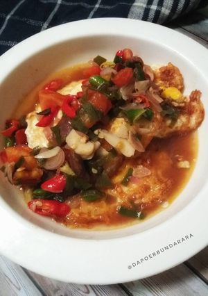 Foto resep Telor ceplok masak asam
