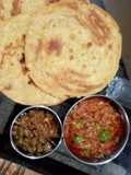 Timatar ki chutney with Besan ki roti...😍😋