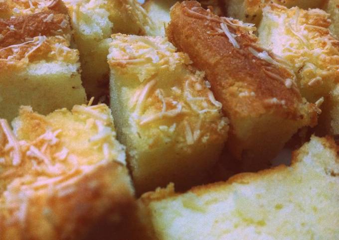 Resep Cake Putih Telur Topping Keju Oleh Phie Kitchen Cookpad