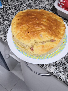 Una foto de Bizcocho de bacon y queso