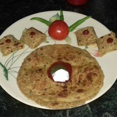 A picture of Cauliflower ka paratha.