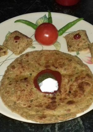 A picture of Cauliflower ka paratha.