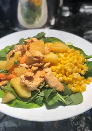 Hình của món Ức gà xào thơm và carrot-eatclean.