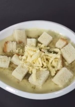صورة لوصفة شوربة الجبن مع التوست