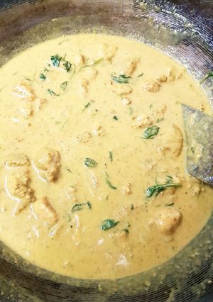 A picture of My lovely tasty Creamy Curried Chicken.with Spinach.