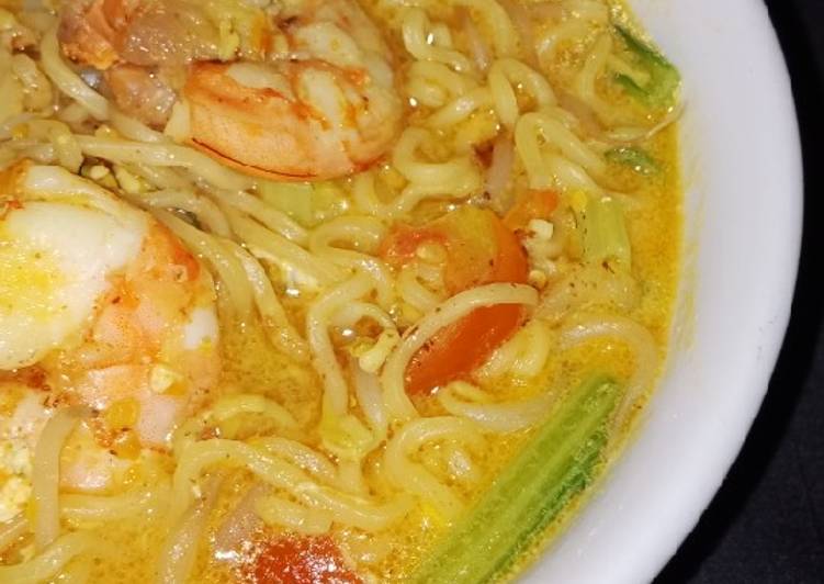 Langkah Mudah untuk Membuat Kuah Kare (Indomie Soto), Enak