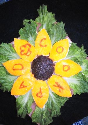 A picture of 🌻Sun Flowers Sandwich🌻.