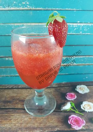 Foto resep Strawberry zoda lemon ketofy #ketopad_cp_minumanketo