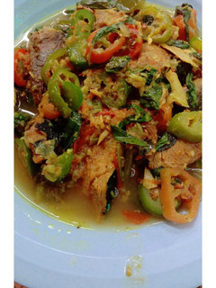 Foto resep Pindang Tongkol Kuah Kuning Daun Kemangi