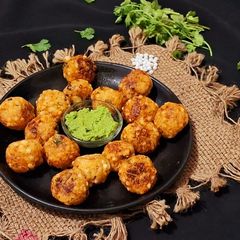 Sabudana Vada A picture of Sabudana Vada.