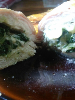 Una foto de Supremas rellenas de acelga y mozarella