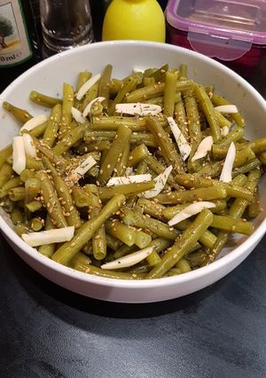 O poză a rețetei Salată de păstăi verzi.