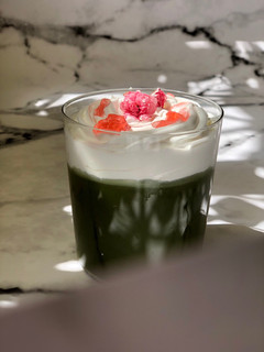 濃厚抹茶櫻花冰飲 的食譜成品照片