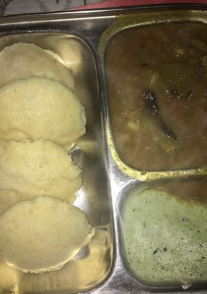 इडली (idli recipe in Hindi) रेसिपी मुख्य फोटो