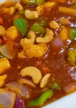 A picture of Chicken Cashew Nut.