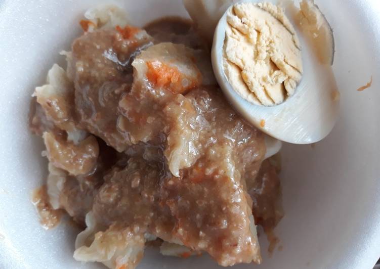 Langkah Mudah untuk Membuat Siomay ayam magic com - siomay ayam rice cooker Anti Gagal