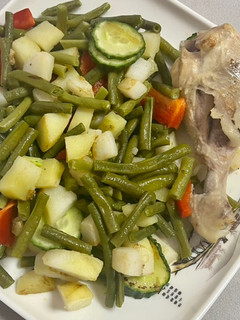Una foto de Ensalada con pollo