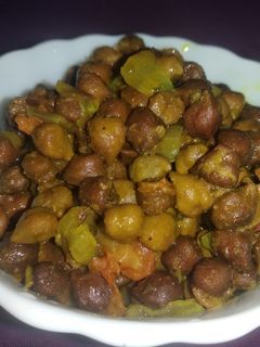 चना घुघनी (chana ghugni recipe in Hindi) रेसिपी मुख्य फोटो