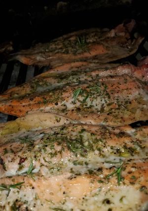 Una foto de Truchas a la parrilla