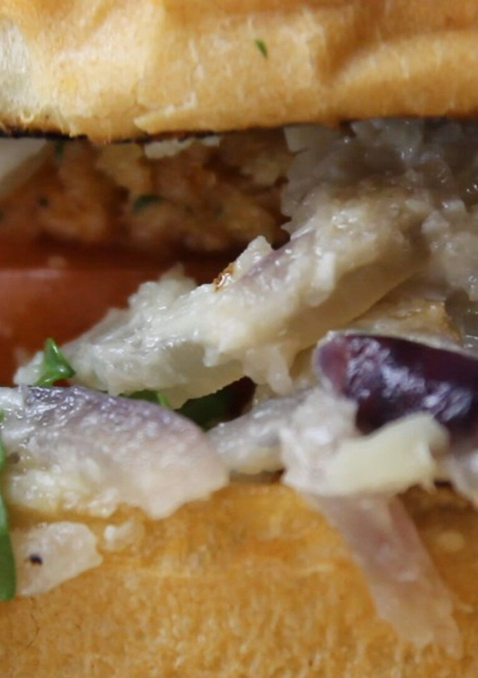 Una foto de Hamburguesa vegana de soja texturizada Gourmet - 👉 Recetas Hamburguesas Veganas