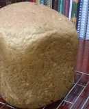 Pan de avena, dos harinas y salvado de trigo (máquina panificadora)