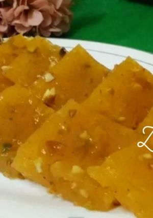 A picture of Microwave Bombay or Karachi Halwa.