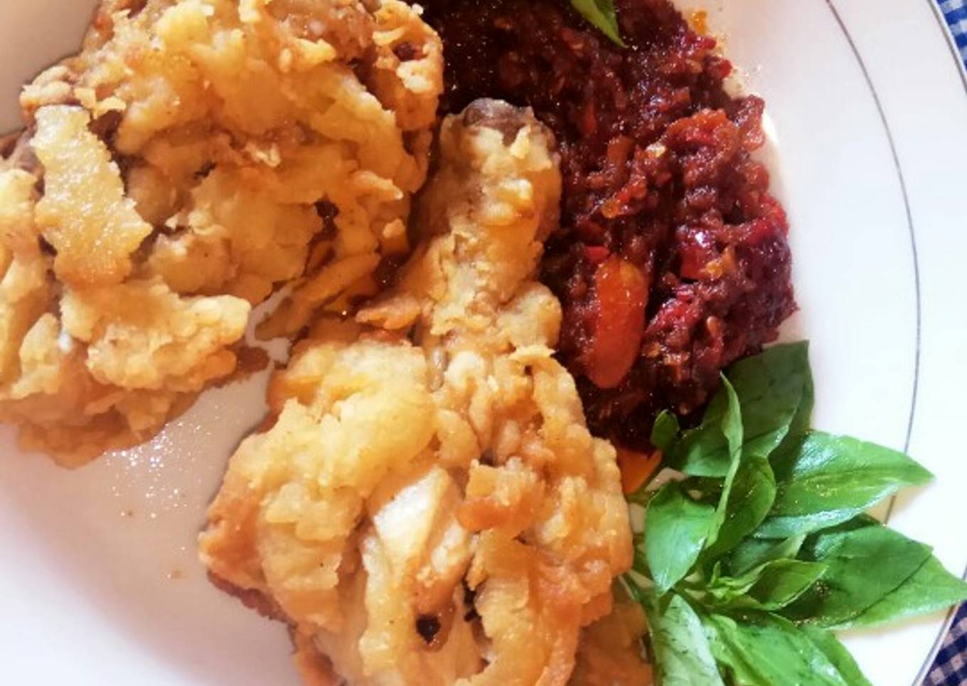 Ayam Geprek Sambal Terasi