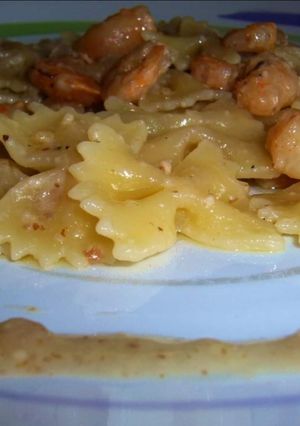 Foto di Farfalle con Gamberetti e Pesto di Noci