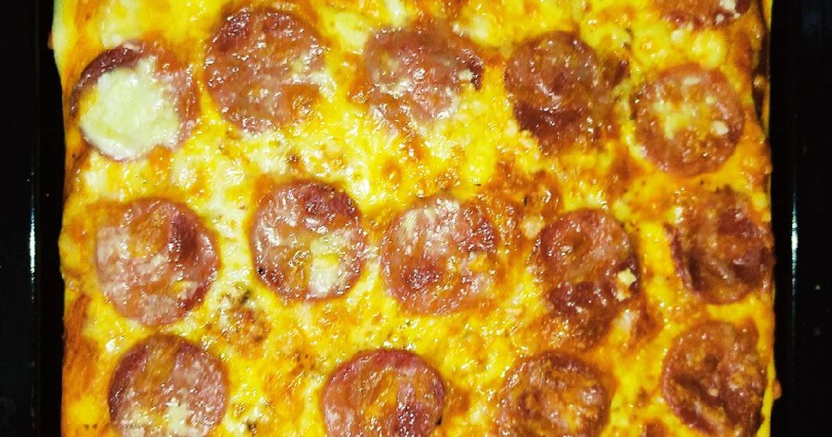 Beef Pepperoni Pizza 🍕🍕 Recipe by Bushra Mazhar Cookpad