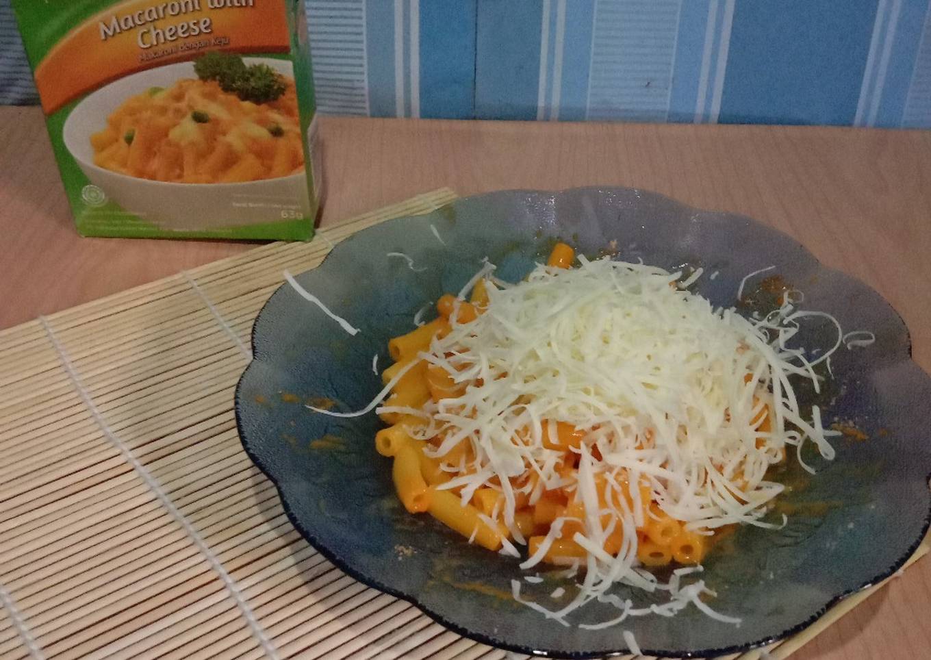 Macaroni With Cheese