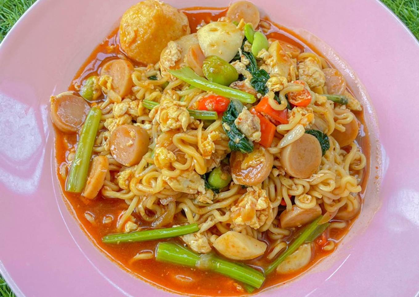 Mie Nyemek Indomie