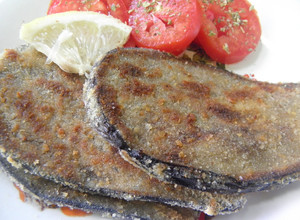Una foto de Milanesas de berenjenas al horno