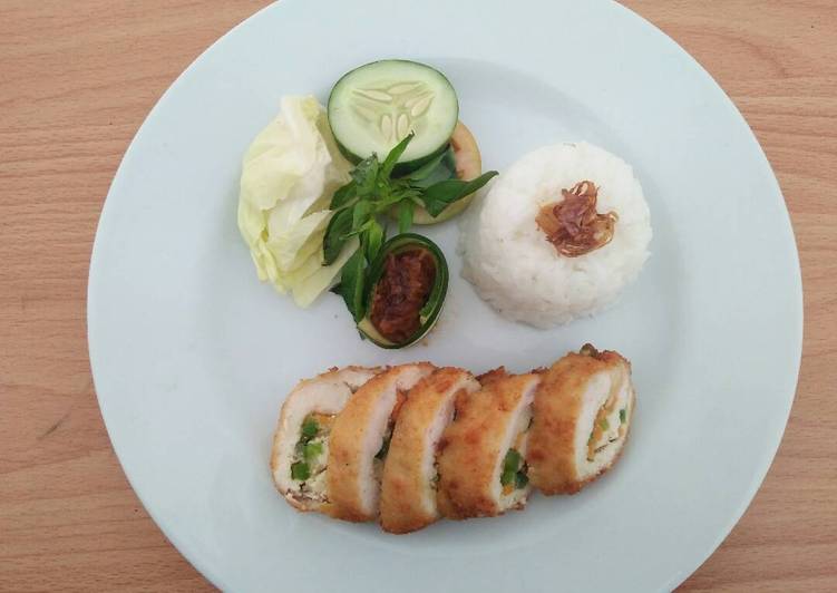Resep Roll chicken fushion nasi putih dan sambel trasi  Anti Gagal