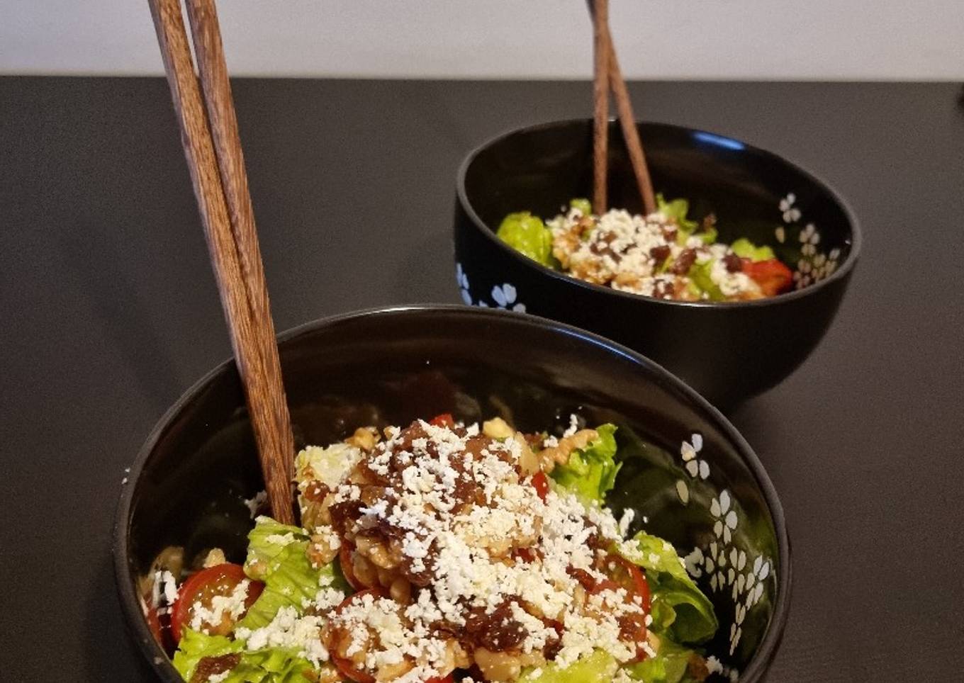 Green cheesy salad