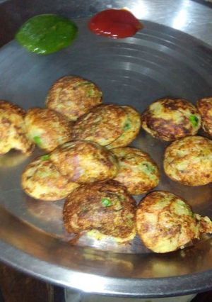 A picture of Veg Appam.
