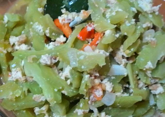 Langkah Mudah untuk Membuat 6. Pare Orek Telur Gak Pahit, Bikin Ngiler