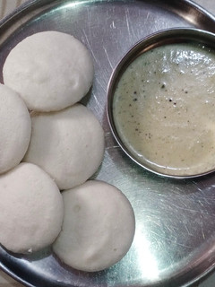 ઈડલી ચટણી (Idli Chutney Recipe In Gujarati) રેસીપી મુખ્ય ફોટો