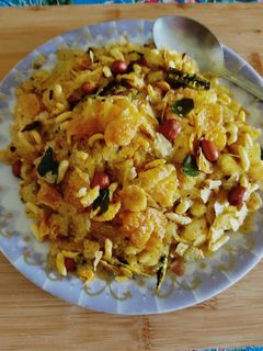 चिवडा (chivda recipe in marathi) रेसिपी चे मुख्य फोटो