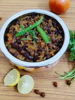 काला चना मसाला (kala chana masala) रेसिपी मुख्य फोटो