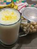 Banana shake with saffron & Almond flavour