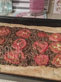 صورة لوصفة عيش باللحم (مطبخ انوشآ) 🍕🍹