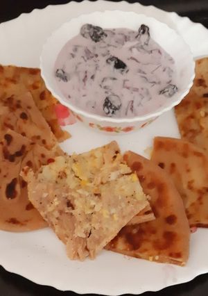 A picture of Stuffed Paratha.