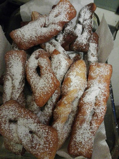 Una foto de Calzones Rotos