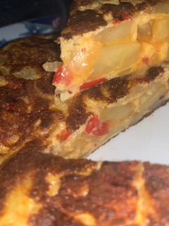 Una foto de Tortilla de papas fritas