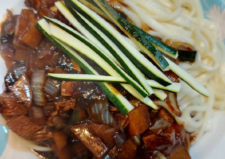 Jjajangmyeon