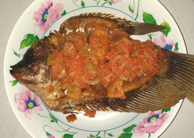 Resep Gurami Crispy Saus Tomat Hijau Anti Gagal
