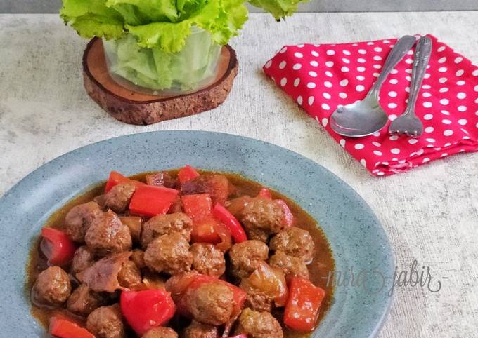 Resep Bola Bola Daging Paprika Saus Tiram Oleh Mira Jabir Cookpad