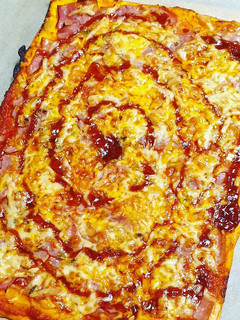 Una foto de Pizza barbacoa