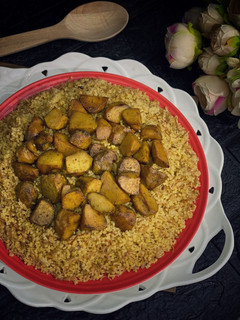 صورة لوصفة طبق البرغل بالشعرية والكمأ