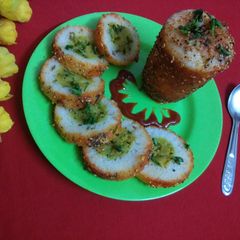 A picture of Stuffed Semolina Steam Roll-Ring.
